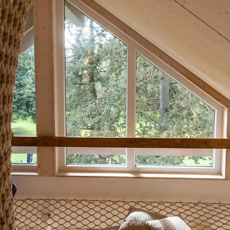 Ferienlodge Baumhaus *