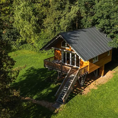 Ferienlodge Baumhaus بيت للعطل